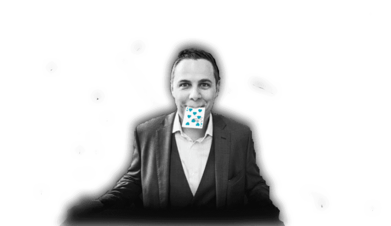 Lewis Belcher, award-winning wedding magician and author of LB Magic UK advice.